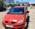 Красный Мицубиси Кольт, объемом двигателя 1.3 л и пробегом 319 тыс. км за 3600 $, фото 1 на Automoto.ua