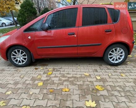 Красный Мицубиси Кольт, объемом двигателя 1.33 л и пробегом 155 тыс. км за 4500 $, фото 4 на Automoto.ua