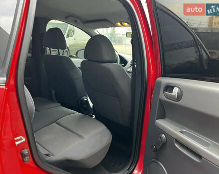 Красный Мицубиси Кольт, объемом двигателя 1.3 л и пробегом 155 тыс. км за 4489 $, фото 8 на Automoto.ua