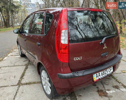Червоний Міцубісі Кольт, об'ємом двигуна 1.33 л та пробігом 156 тис. км за 3800 $, фото 12 на Automoto.ua