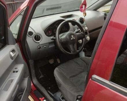 Красный Мицубиси Кольт, объемом двигателя 1.33 л и пробегом 153 тыс. км за 4700 $, фото 2 на Automoto.ua