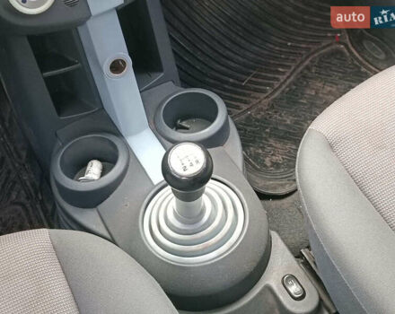 Красный Мицубиси Кольт, объемом двигателя 1.3 л и пробегом 184 тыс. км за 3940 $, фото 14 на Automoto.ua