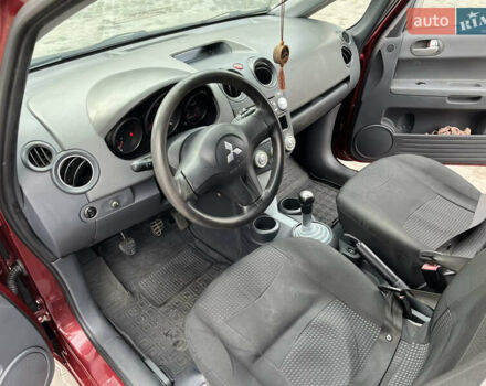 Червоний Міцубісі Кольт, об'ємом двигуна 1.47 л та пробігом 140 тис. км за 4500 $, фото 10 на Automoto.ua