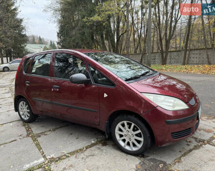 Червоний Міцубісі Кольт, об'ємом двигуна 1.33 л та пробігом 156 тис. км за 3800 $, фото 8 на Automoto.ua