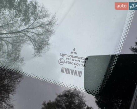 Червоний Міцубісі Кольт, об'ємом двигуна 1.33 л та пробігом 156 тис. км за 3800 $, фото 23 на Automoto.ua