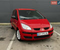 Красный Мицубиси Кольт, объемом двигателя 1.3 л и пробегом 155 тыс. км за 4489 $, фото 2 на Automoto.ua