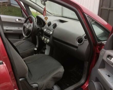 Красный Мицубиси Кольт, объемом двигателя 1.33 л и пробегом 153 тыс. км за 4700 $, фото 1 на Automoto.ua