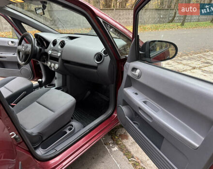 Червоний Міцубісі Кольт, об'ємом двигуна 1.33 л та пробігом 156 тис. км за 3800 $, фото 16 на Automoto.ua