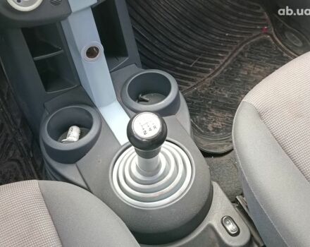 Червоний Міцубісі Кольт, об'ємом двигуна 1.3 л та пробігом 184 тис. км за 3940 $, фото 14 на Automoto.ua