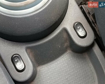 Красный Мицубиси Кольт, объемом двигателя 1.3 л и пробегом 184 тыс. км за 3940 $, фото 21 на Automoto.ua