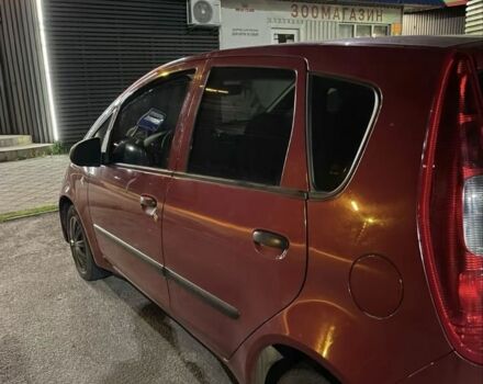 Мицубиси Кольт 2007 в Вышгороде на Automoto.ua Красный Мицубиси Кольт, объемом двигателя 1.3 л и пробегом 250 тыс. км за 2550 $, фото 3 на Automoto.ua