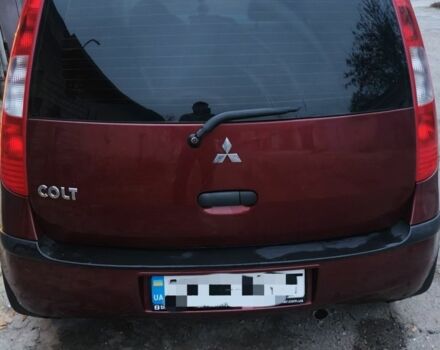 Красный Мицубиси Кольт, объемом двигателя 1.3 л и пробегом 170 тыс. км за 3600 $, фото 4 на Automoto.ua