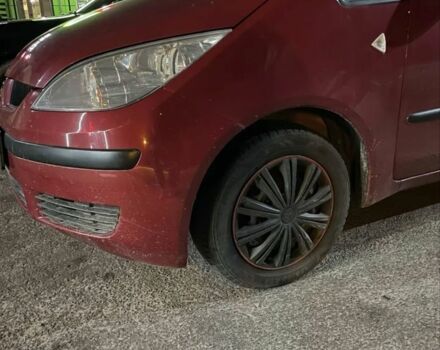 Мицубиси Кольт 2007 в Вышгороде на Automoto.ua Красный Мицубиси Кольт, объемом двигателя 1.3 л и пробегом 250 тыс. км за 2550 $, фото 2 на Automoto.ua