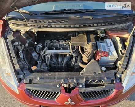 Красный Мицубиси Кольт, об'ємом двигуна 1.3 л та пробігом 112 тис. км за 4499 $, фото 20 на Automoto.ua