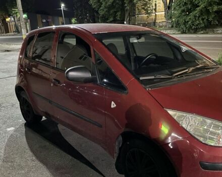 Мицубиси Кольт 2007 в Вышгороде на Automoto.ua Красный Мицубиси Кольт, объемом двигателя 1.3 л и пробегом 250 тыс. км за 2550 $, фото 1 на Automoto.ua