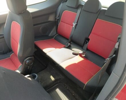 Красный Мицубиси Кольт, объемом двигателя 1.3 л и пробегом 224 тыс. км за 3300 $, фото 8 на Automoto.ua