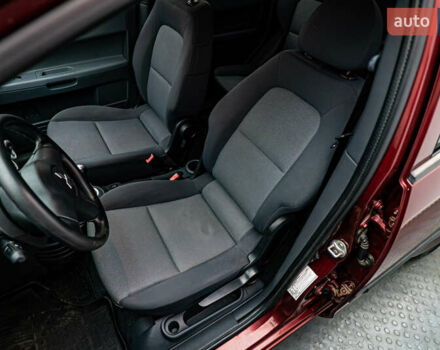 Красный Мицубиси Кольт, объемом двигателя 1.3 л и пробегом 132 тыс. км за 5669 $, фото 8 на Automoto.ua