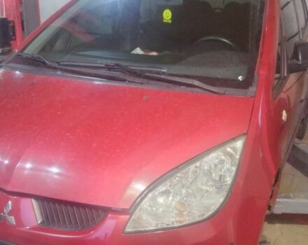 Міцубісі Кольт 2007 у Вышгороде на Automoto.ua Червоний Міцубісі Кольт, об'ємом двигуна 1.3 л та пробігом 270 тис. км за 2500 $, фото 3 на Automoto.ua