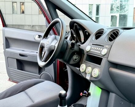 Червоний Міцубісі Кольт, об'ємом двигуна 1.3 л та пробігом 127 тис. км за 4999 $, фото 16 на Automoto.ua