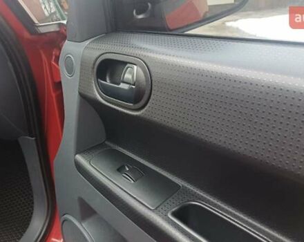 Красный Мицубиси Кольт, объемом двигателя 1.33 л и пробегом 132 тыс. км за 5890 $, фото 59 на Automoto.ua