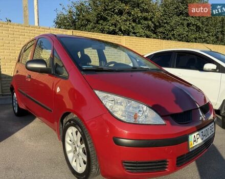 Красный Мицубиси Кольт, объемом двигателя 1.3 л и пробегом 168 тыс. км за 4999 $, фото 1 на Automoto.ua