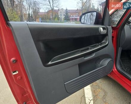 Красный Мицубиси Кольт, объемом двигателя 1.3 л и пробегом 134 тыс. км за 4500 $, фото 9 на Automoto.ua