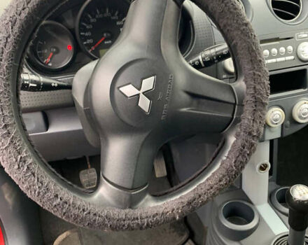 Красный Мицубиси Кольт, объемом двигателя 1.1 л и пробегом 125 тыс. км за 5000 $, фото 12 на Automoto.ua