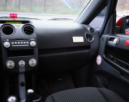 Червоний Міцубісі Кольт, об'ємом двигуна 1.3 л та пробігом 20 тис. км за 7400 $, фото 12 на Automoto.ua