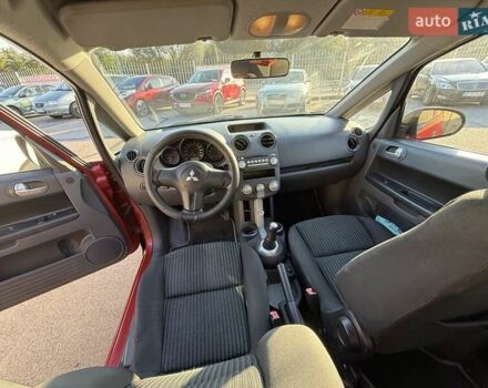 Красный Мицубиси Кольт, объемом двигателя 1.3 л и пробегом 168 тыс. км за 4999 $, фото 12 на Automoto.ua