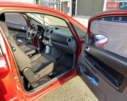 Червоний Міцубісі Кольт, об'ємом двигуна 1.33 л та пробігом 230 тис. км за 4700 $, фото 4 на Automoto.ua