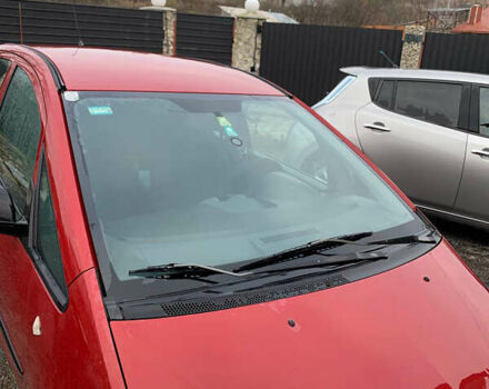 Красный Мицубиси Кольт, объемом двигателя 1.1 л и пробегом 125 тыс. км за 5000 $, фото 1 на Automoto.ua