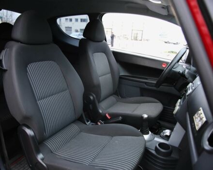 Червоний Міцубісі Кольт, об'ємом двигуна 1.3 л та пробігом 20 тис. км за 7400 $, фото 8 на Automoto.ua