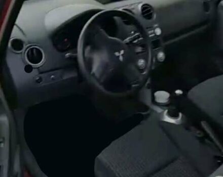 Червоний Міцубісі Кольт, об'ємом двигуна 1.3 л та пробігом 183 тис. км за 4499 $, фото 3 на Automoto.ua
