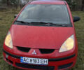 Красный Мицубиси Кольт, объемом двигателя 1.3 л и пробегом 193 тыс. км за 3600 $, фото 3 на Automoto.ua
