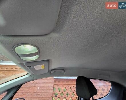 Красный Мицубиси Кольт, объемом двигателя 1.3 л и пробегом 134 тыс. км за 4500 $, фото 8 на Automoto.ua