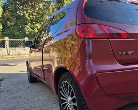 Мицубиси Кольт 2008 в Одессе на Automoto.ua Красный Мицубиси Кольт, объемом двигателя 1.3 л и пробегом 142 тыс. км за 5500 $, фото 2 на Automoto.ua