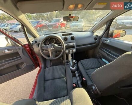 Красный Мицубиси Кольт, объемом двигателя 1.3 л и пробегом 168 тыс. км за 4999 $, фото 11 на Automoto.ua