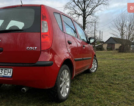 Красный Мицубиси Кольт, объемом двигателя 1.3 л и пробегом 193 тыс. км за 3600 $, фото 11 на Automoto.ua