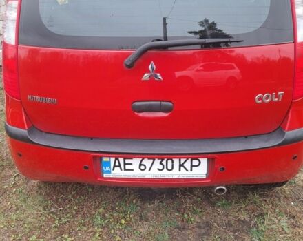 Червоний Міцубісі Кольт, об'ємом двигуна 1.3 л та пробігом 188 тис. км за 3800 $, фото 5 на Automoto.ua