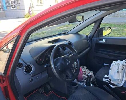 Червоний Міцубісі Кольт, об'ємом двигуна 1.3 л та пробігом 188 тис. км за 3800 $, фото 7 на Automoto.ua