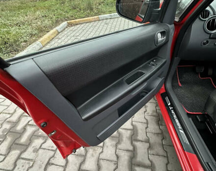 Красный Мицубиси Кольт, объемом двигателя 1.3 л и пробегом 90 тыс. км за 5400 $, фото 7 на Automoto.ua