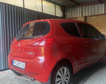 Красный Мицубиси Кольт, объемом двигателя 1.3 л и пробегом 70 тыс. км за 3900 $, фото 2 на Automoto.ua