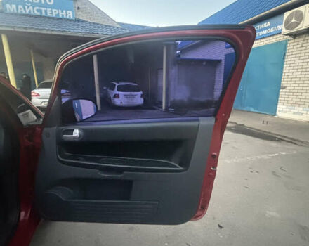 Красный Мицубиси Кольт, объемом двигателя 1.33 л и пробегом 266 тыс. км за 4300 $, фото 7 на Automoto.ua