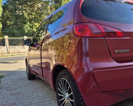 Красный Мицубиси Кольт, объемом двигателя 1.3 л и пробегом 143 тыс. км за 4850 $, фото 3 на Automoto.ua