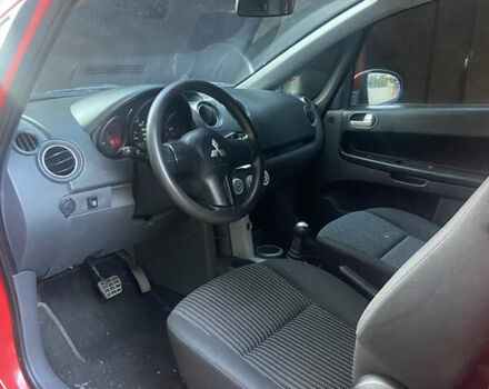 Красный Мицубиси Кольт, объемом двигателя 1.3 л и пробегом 70 тыс. км за 3900 $, фото 9 на Automoto.ua