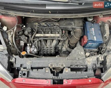 Красный Мицубиси Кольт, объемом двигателя 1.33 л и пробегом 110 тыс. км за 4700 $, фото 12 на Automoto.ua