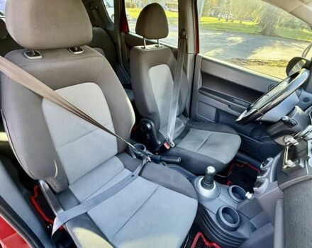 Червоний Міцубісі Кольт, об'ємом двигуна 1.3 л та пробігом 269 тис. км за 5500 $, фото 17 на Automoto.ua