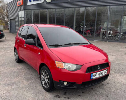 Красный Мицубиси Кольт, объемом двигателя 1.33 л и пробегом 203 тыс. км за 5499 $, фото 7 на Automoto.ua