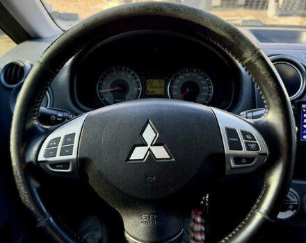 Червоний Міцубісі Кольт, об'ємом двигуна 1.33 л та пробігом 269 тис. км за 5500 $, фото 20 на Automoto.ua