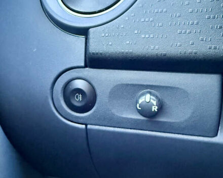 Червоний Міцубісі Кольт, об'ємом двигуна 1.33 л та пробігом 269 тис. км за 5500 $, фото 22 на Automoto.ua